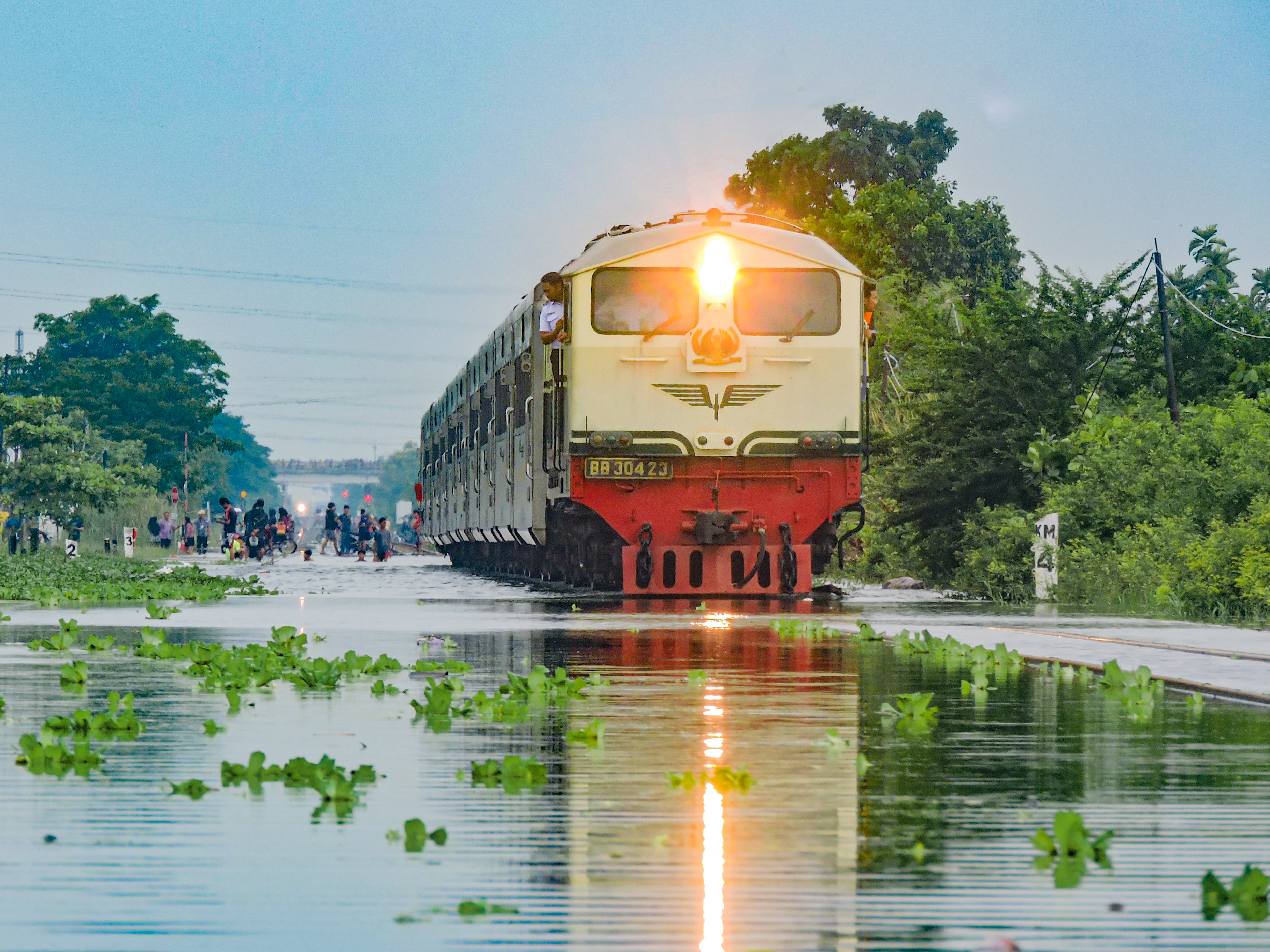 SANG LEGENDA JAWATAN KERETAPI