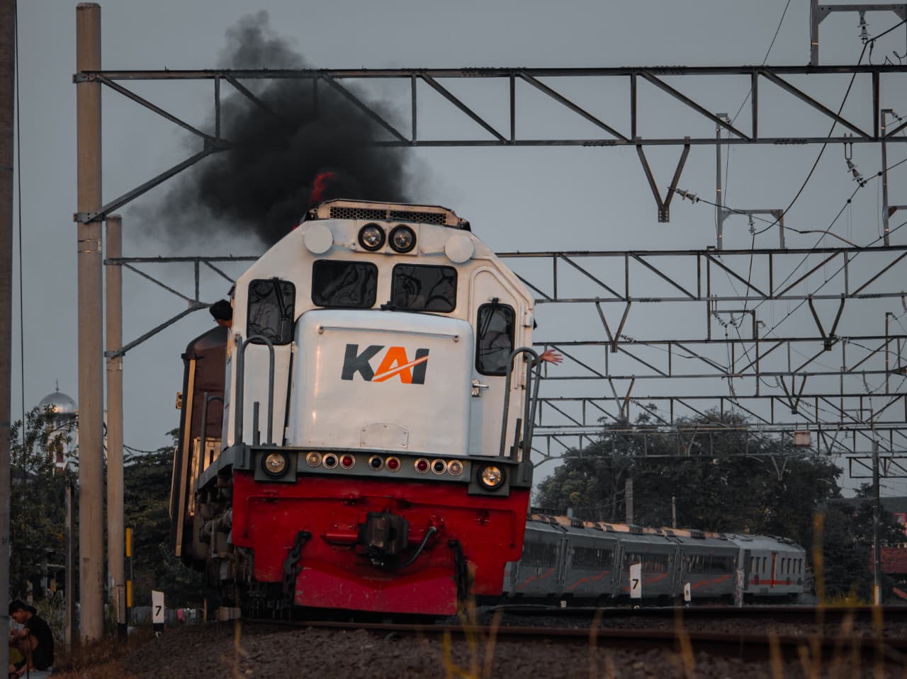Ke Indahan kereta di Teber Cikarang