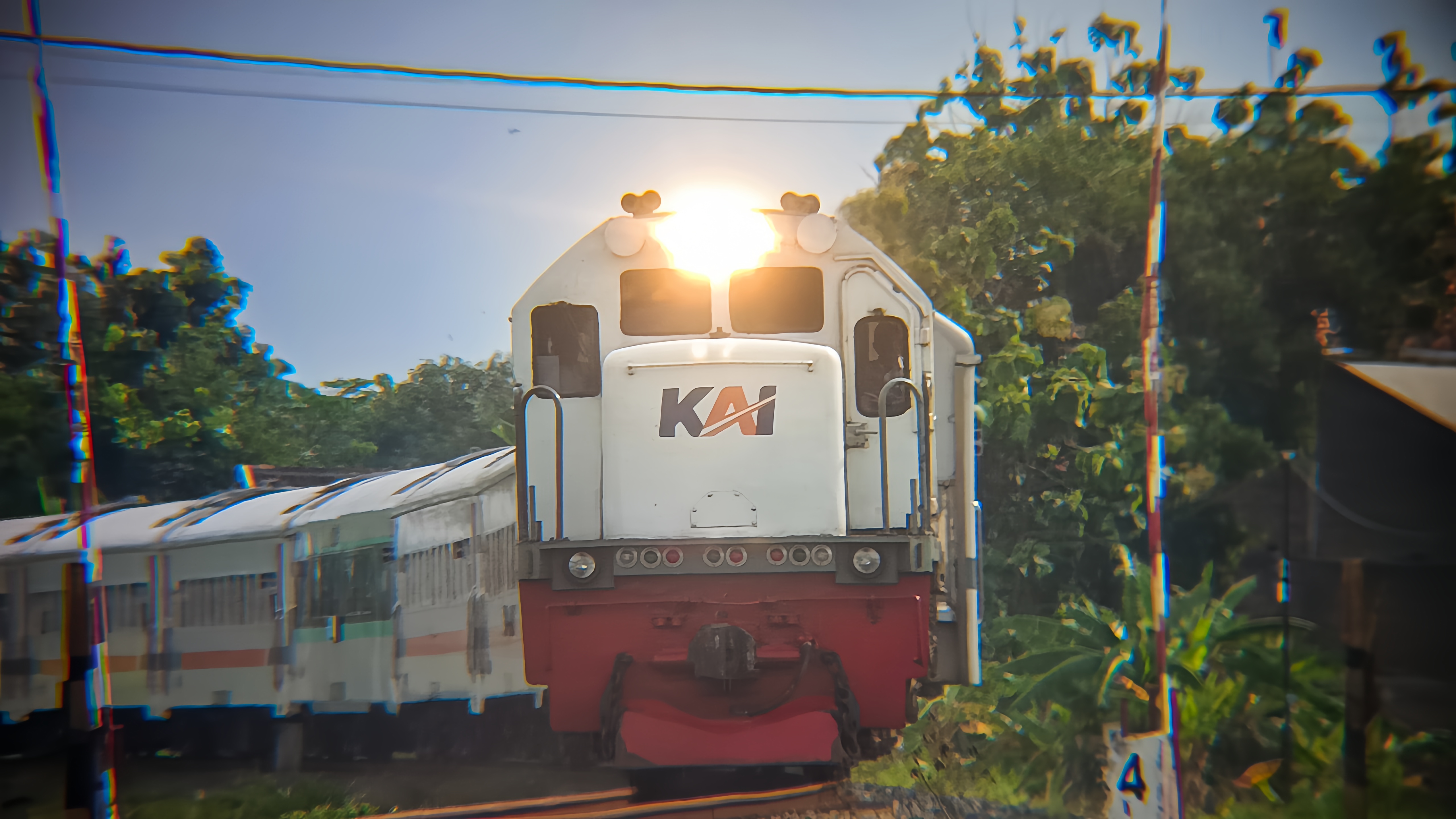 KA Matarmaja melikuk di tikungan