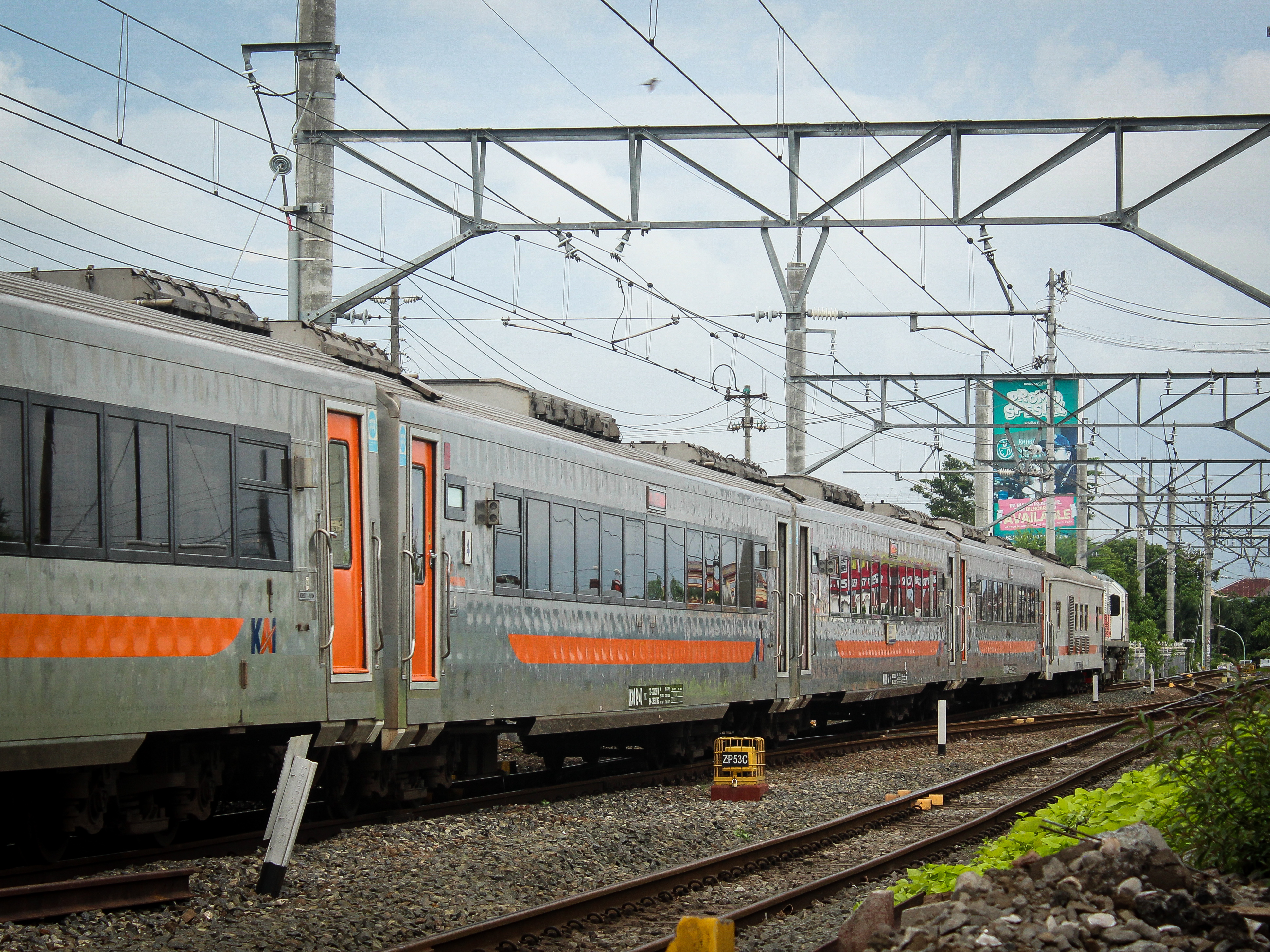 Dibalik rapihnya kereta di stasiun, ada proses yang tak terlihat