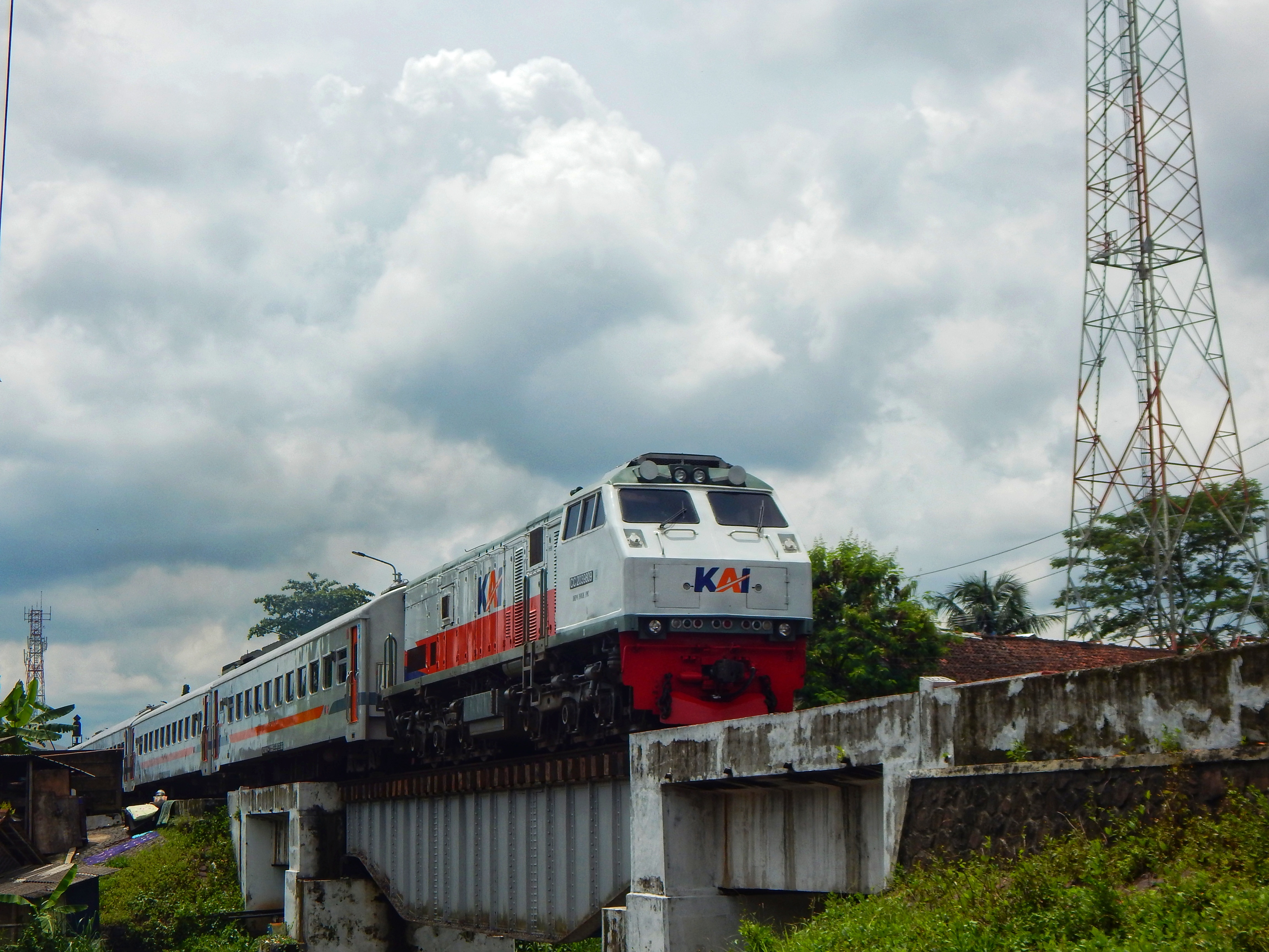 Kereta Yang Menjadi Andalan Warga Banyumas Ketika Ingin Menuju Ibukota