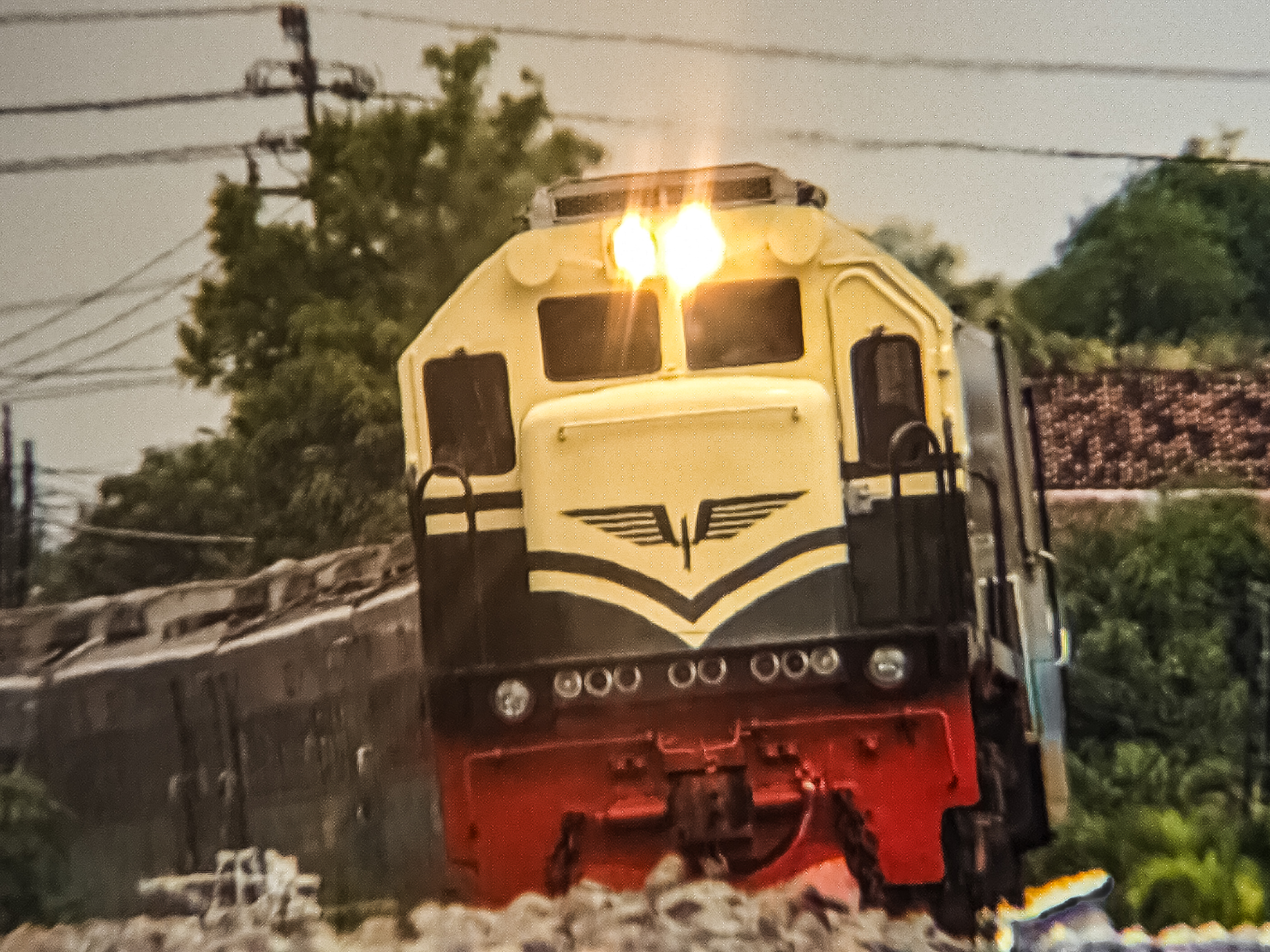 CC201 83 34 MENARIK TS4 TAKSAKA