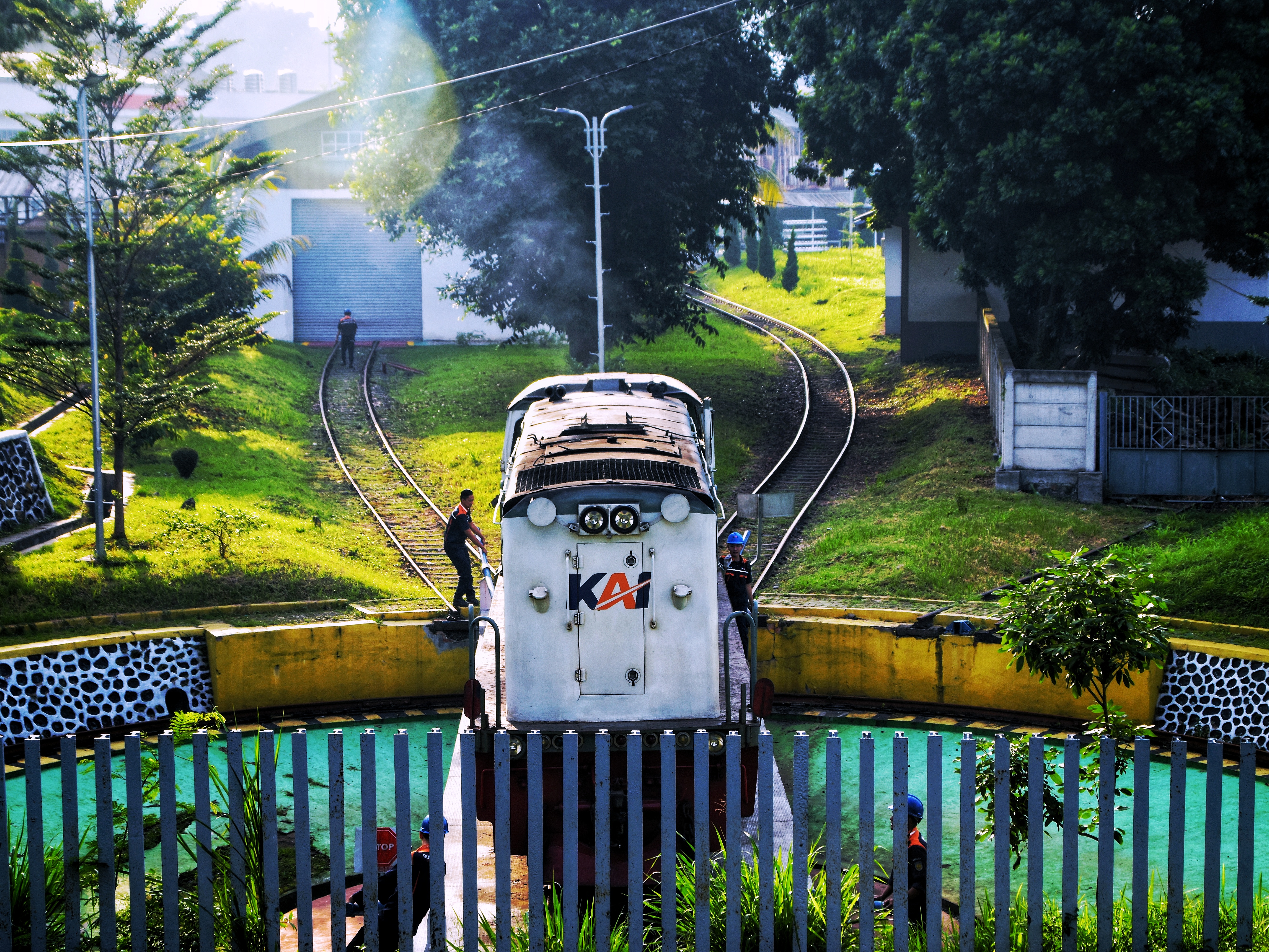 Turntable (Rel Putar) Stasiun Bandung
