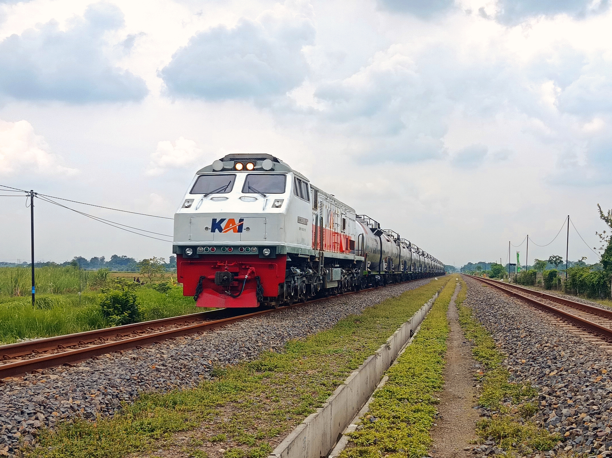 Kereta api Pertamina/Mabet Tanker