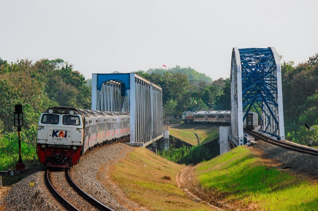 Bertemu Dalam Satu Jembatan