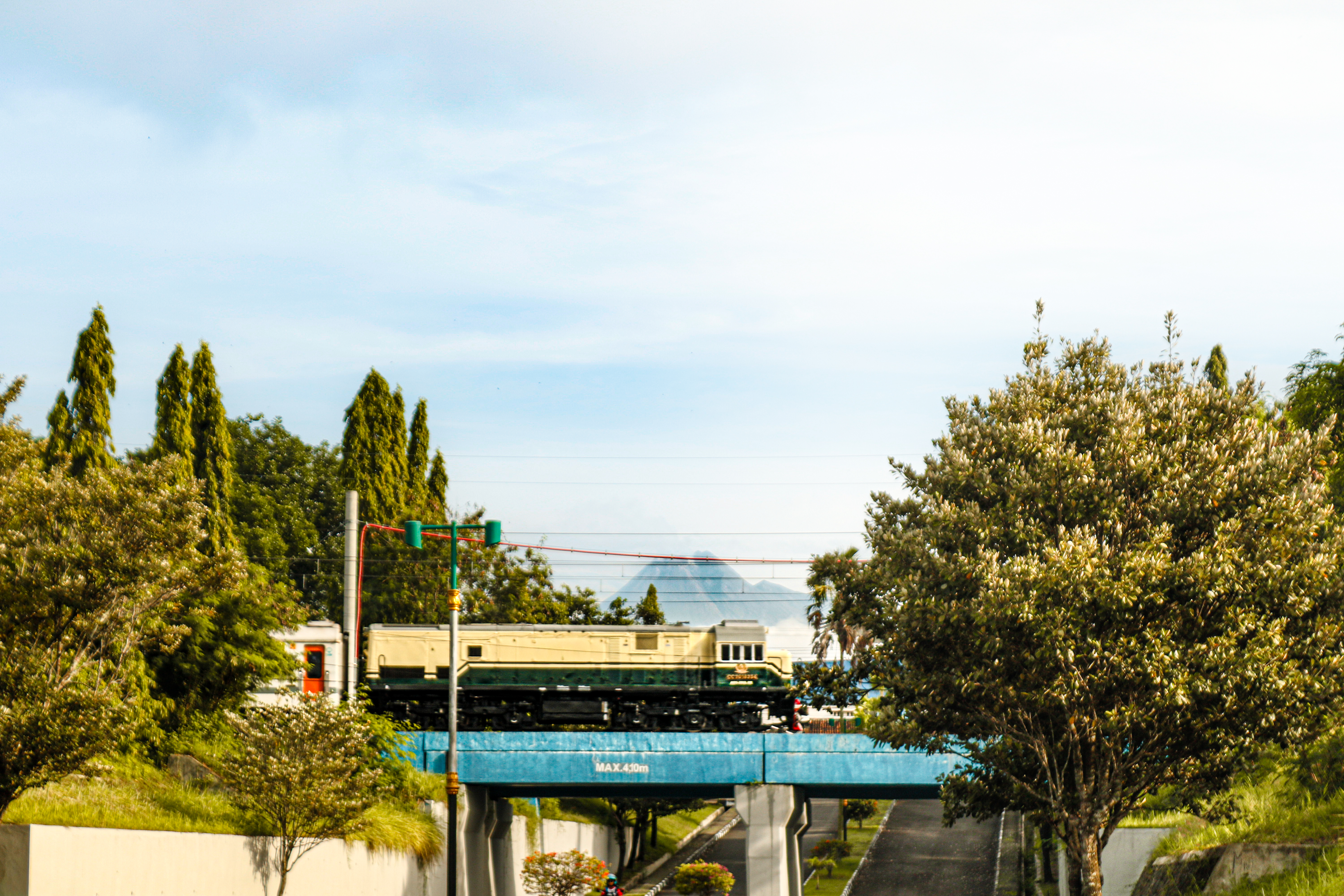 Sri Tanjung dan merapi dipagi hari
