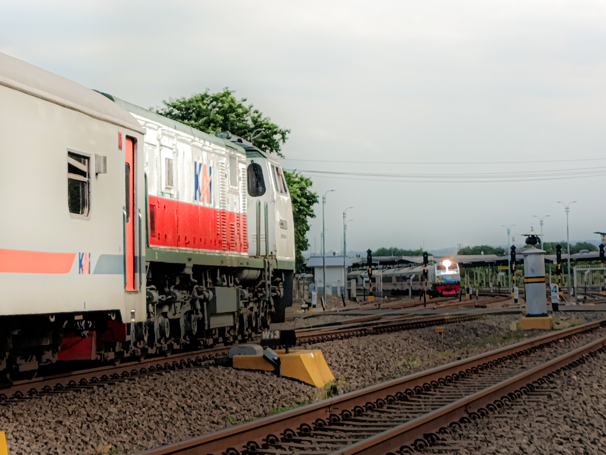 Pertemuan Sesaat Antara Blambangan Ekspres dan Tawang Jaya