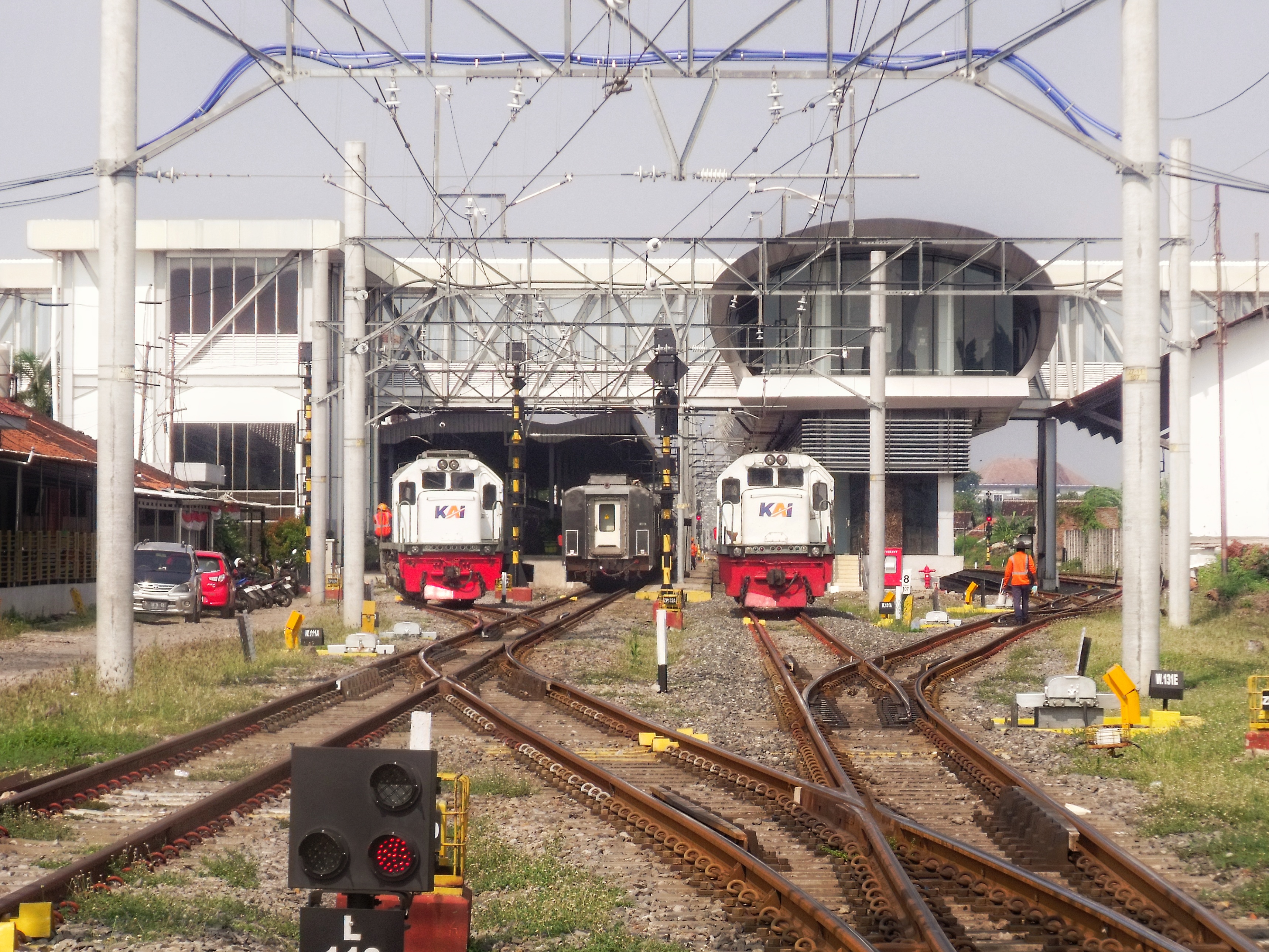 Kesibukan di stasiun SoloBalapan