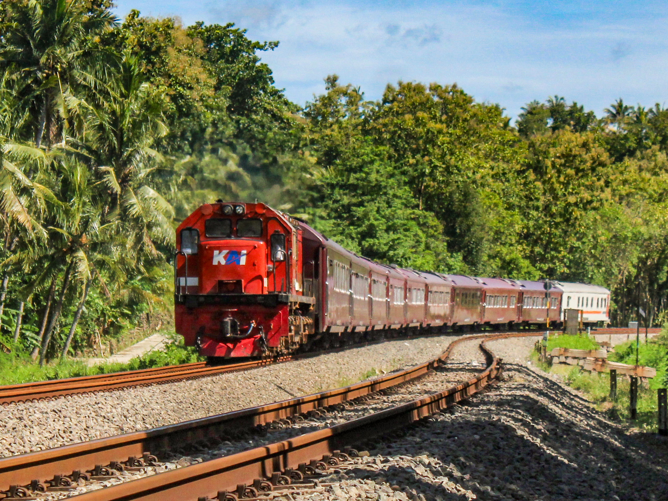 KA Java Priority dan RnB