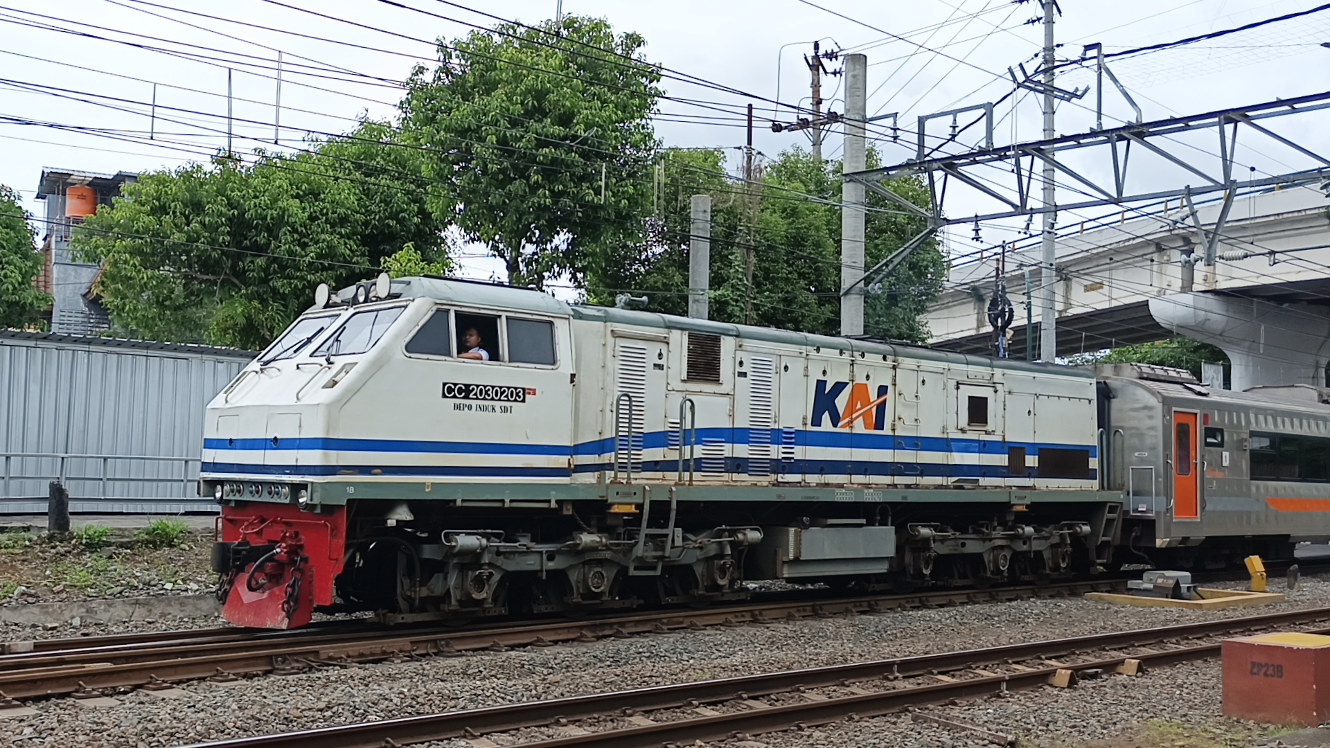 Logawa dengan loko WnB nya