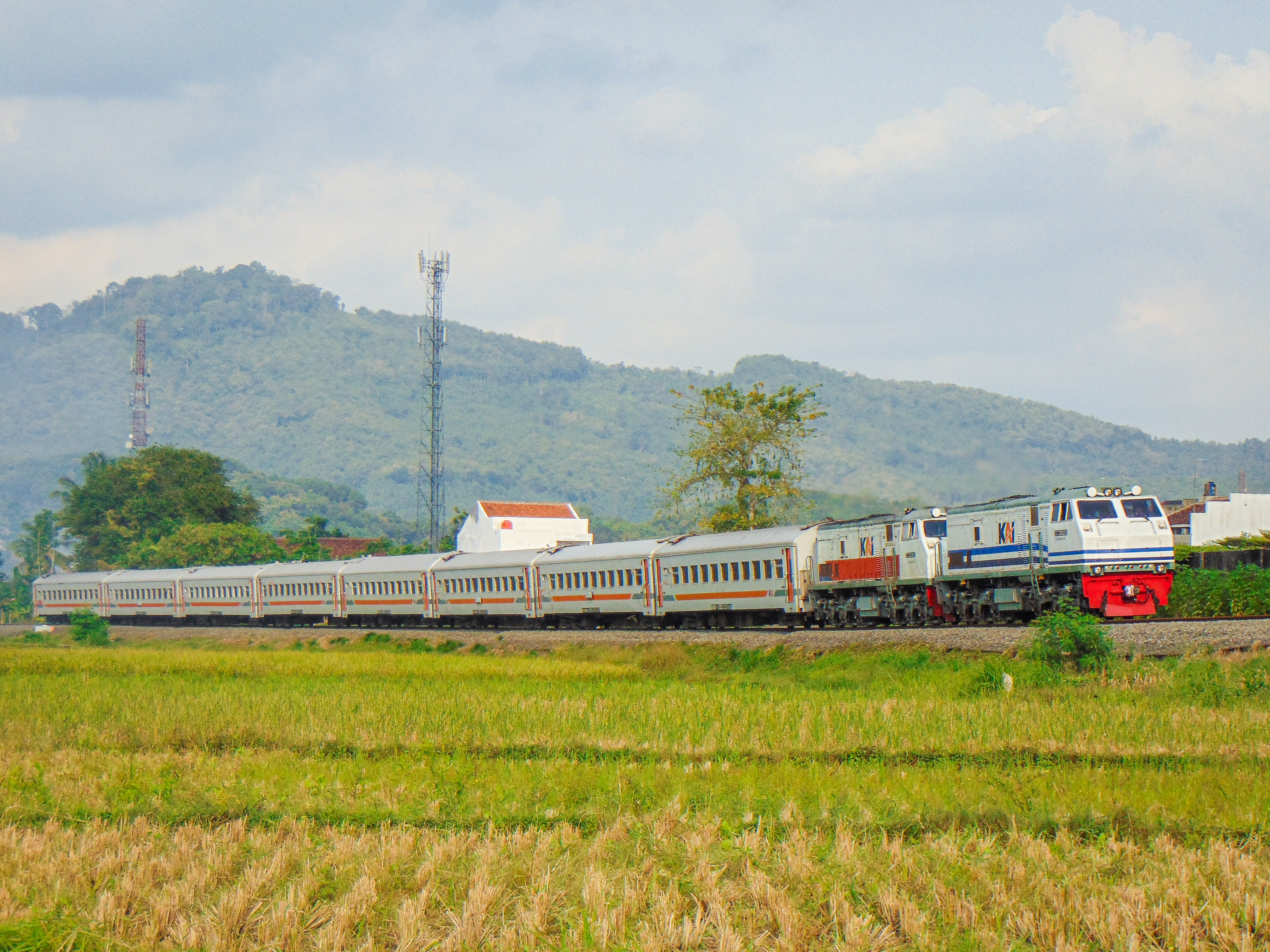 Double traksi lintas generasi