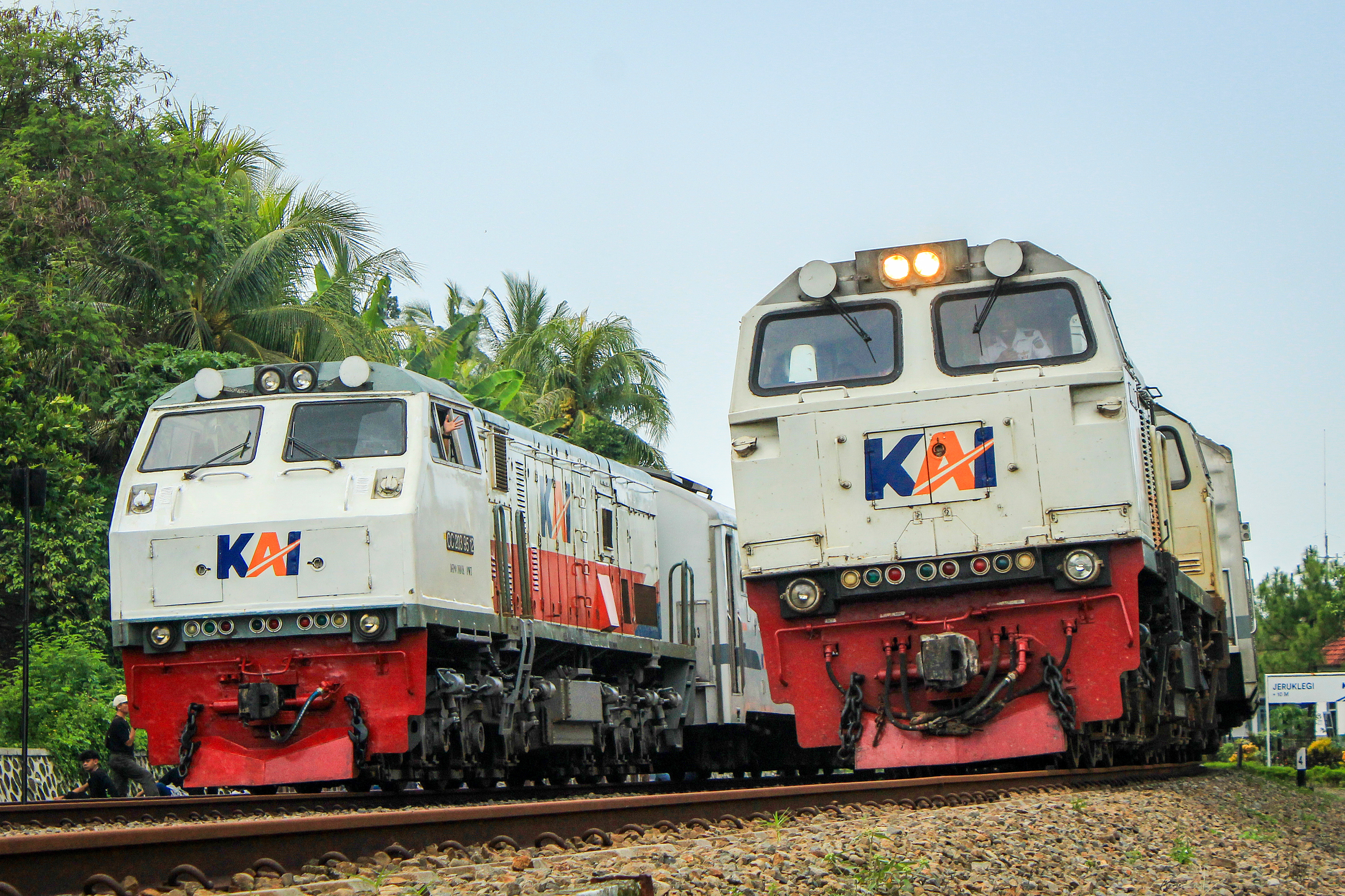 Susulan di Stasiun Jeruklegi