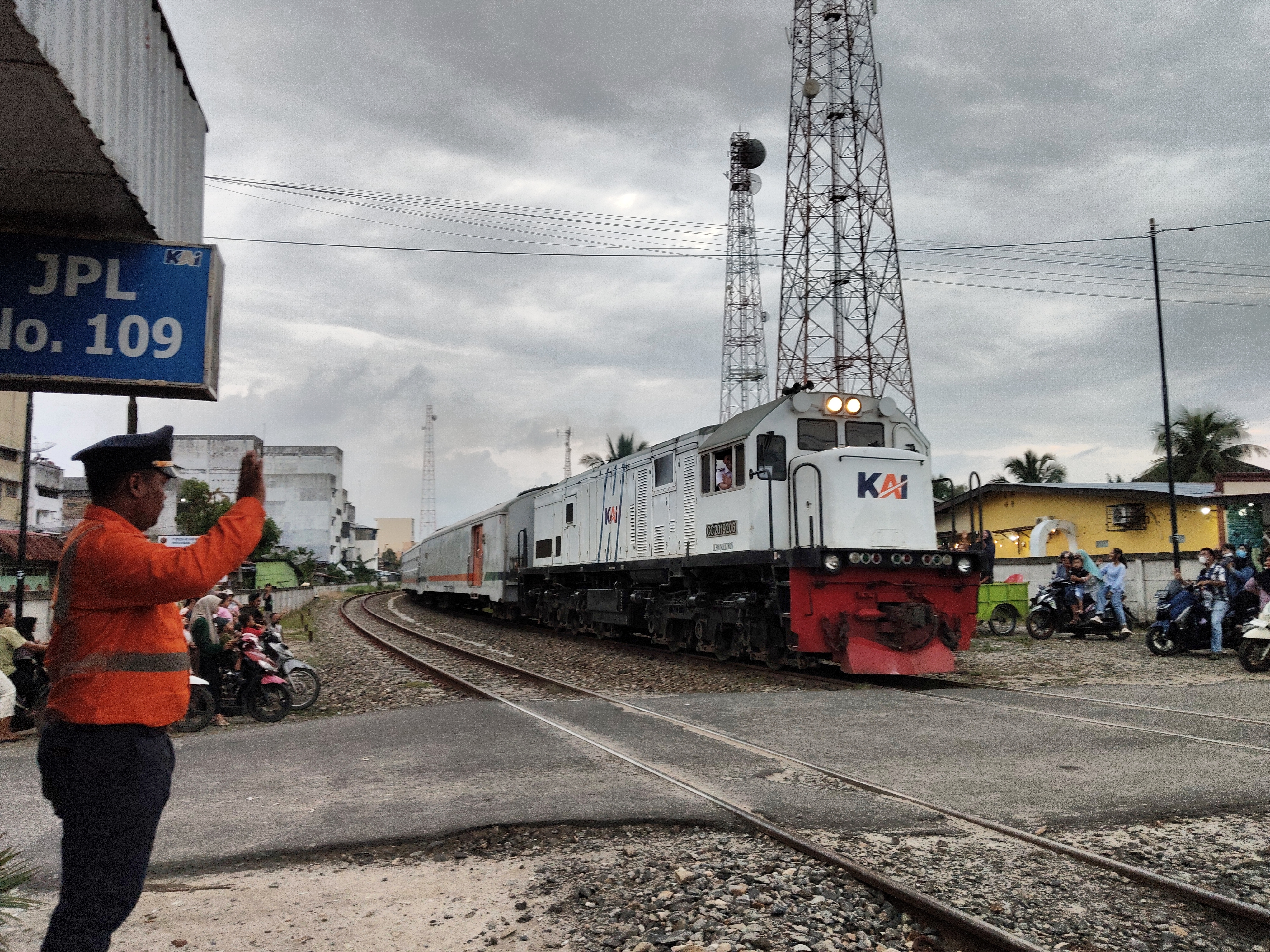 Saling Sapa karena semua Adalah Saudara