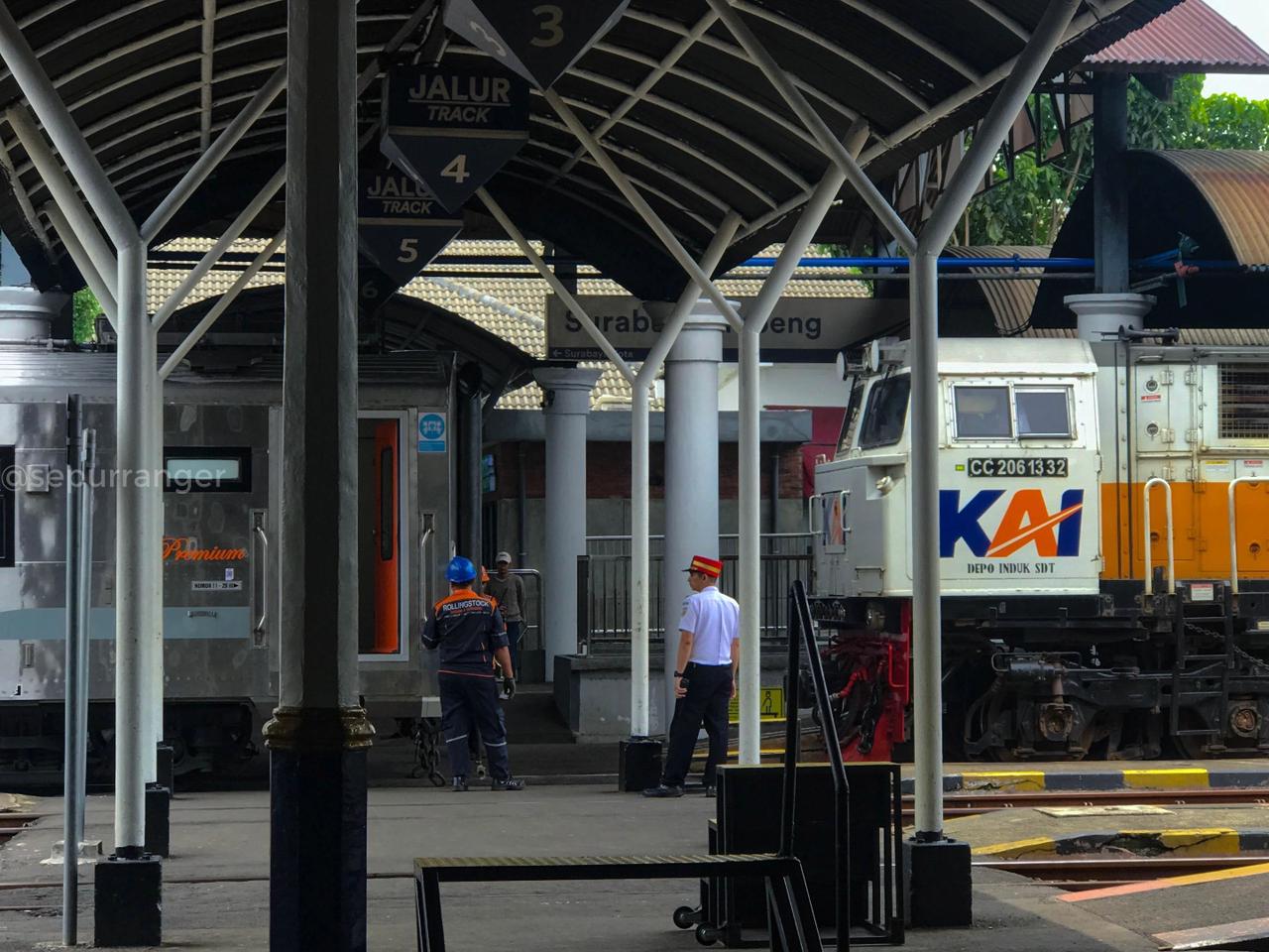 Ketika Rangkaian dan Lokomotif Kembali Bertemu