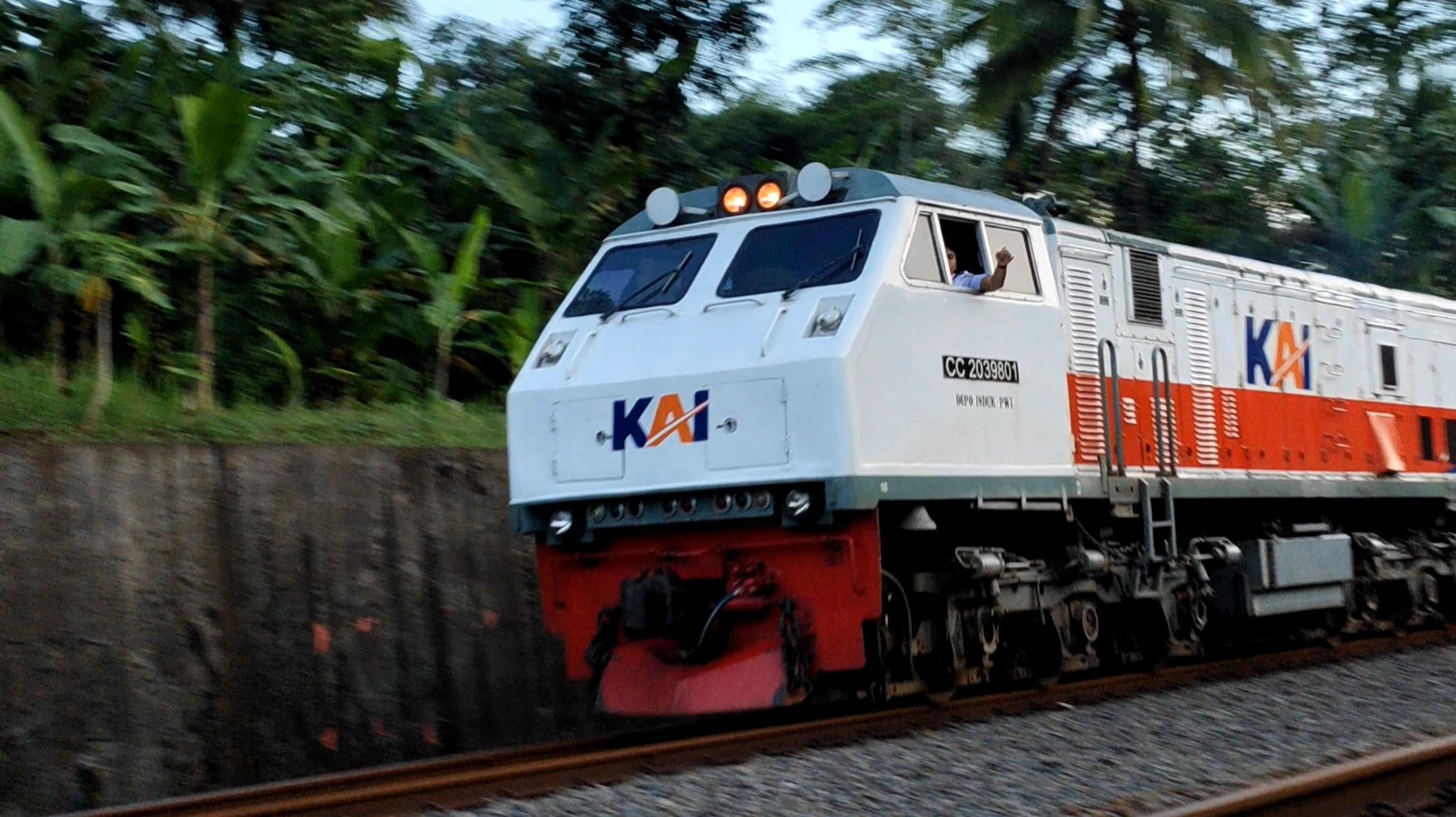 Dinas KA Kertanegara ML-PWT