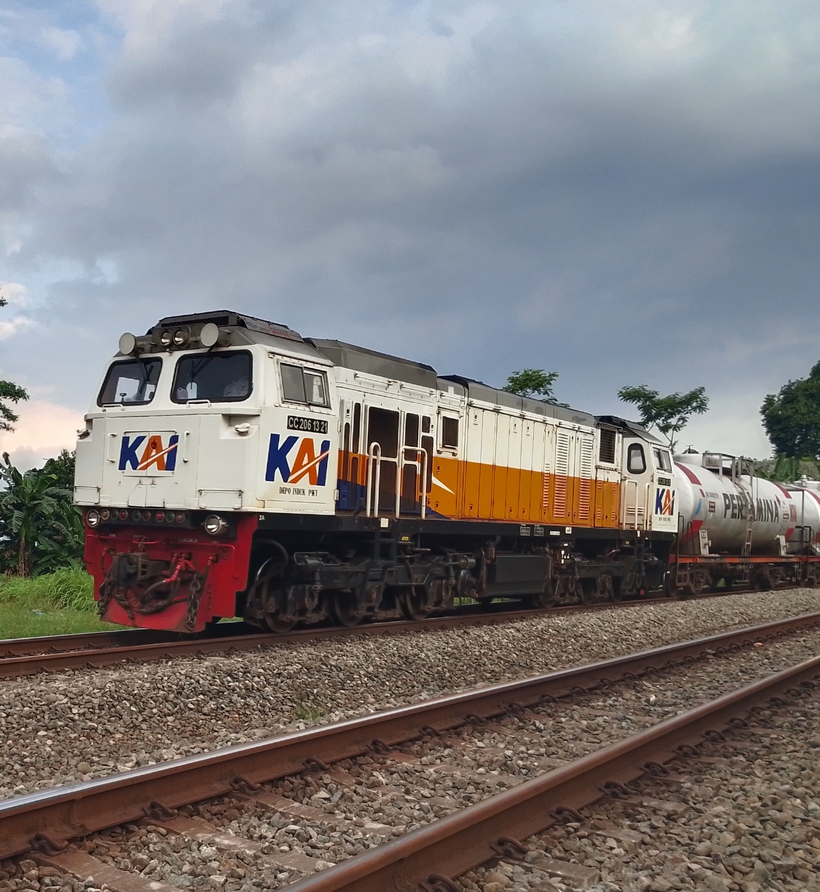 CC 206 13 21 - Depo PWT Lokomotif CC 206 13 21  di Depo Induk PWT - Purwokerto