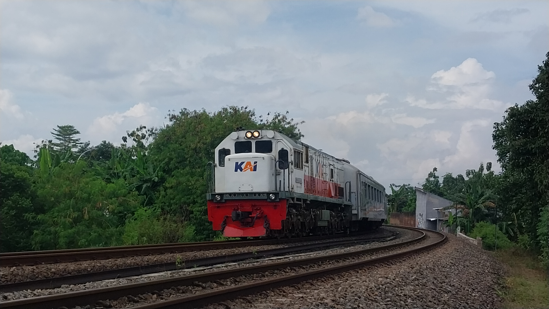 CC 201 83 02 - Depo YK Lokomotif CC 201 83 02  di Depo Induk YK - Yogyakarta