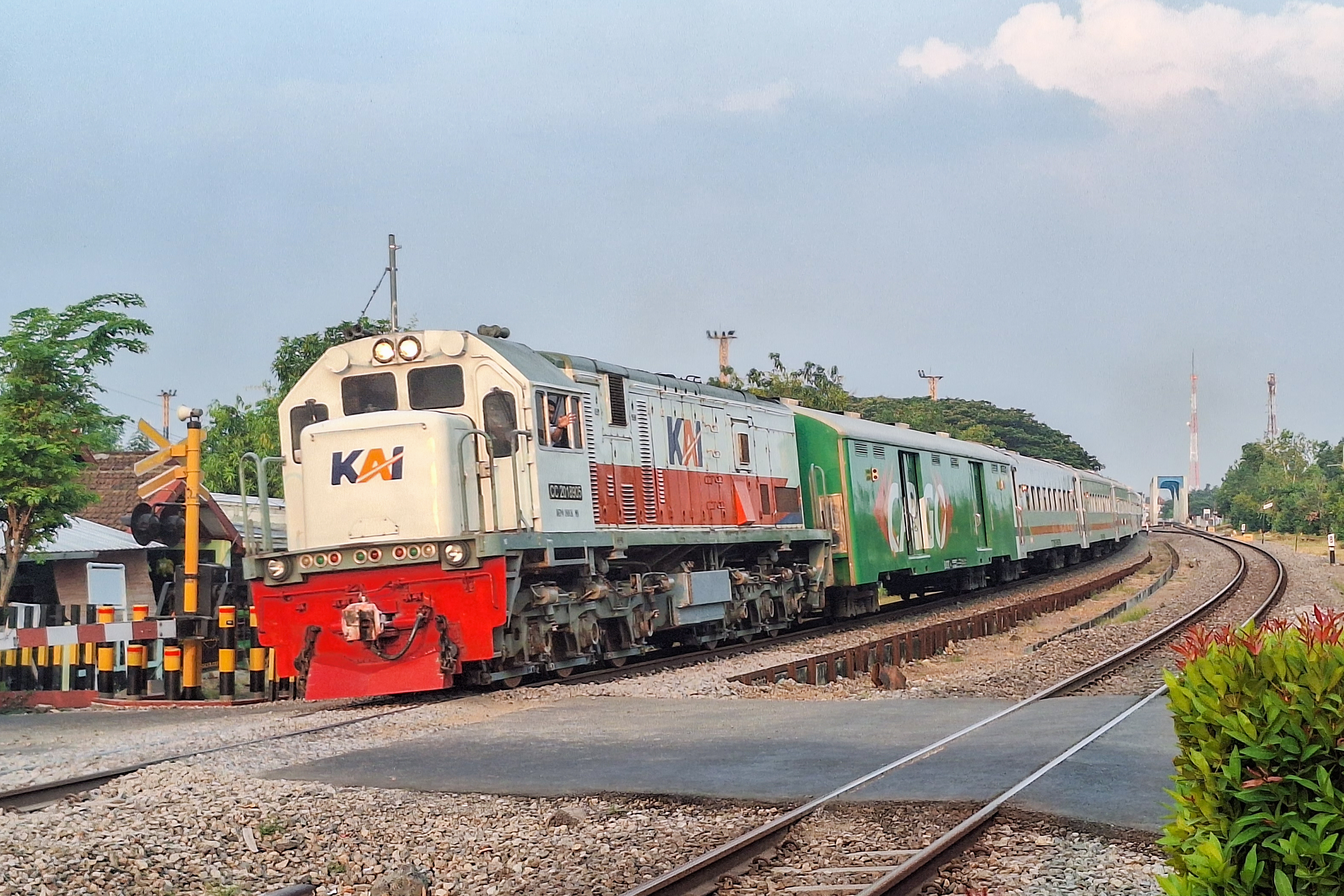 CC 201 89 05 Dinas KA Brantas