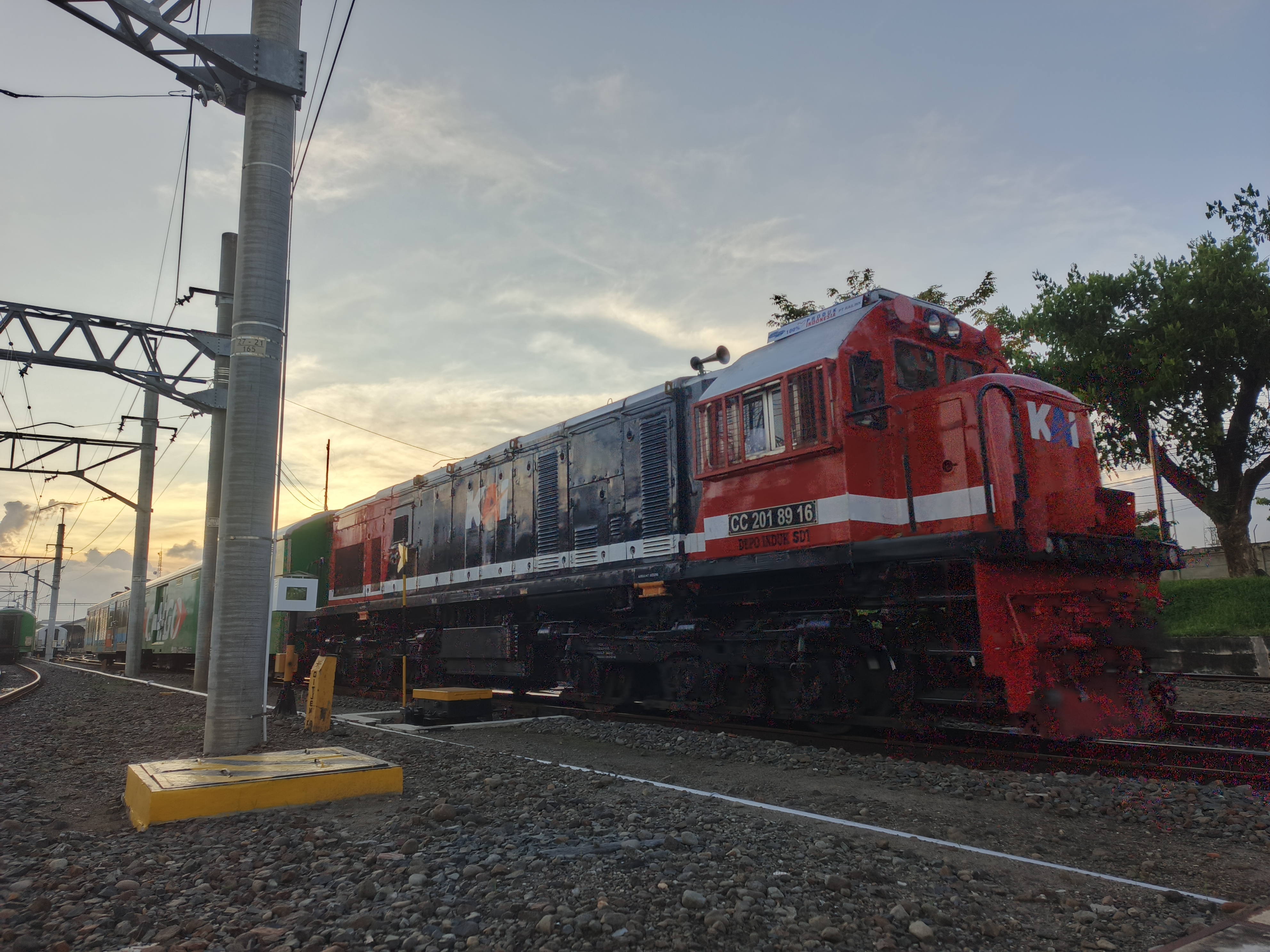 CC 201 89 16 di Stasiun Lempuyangan