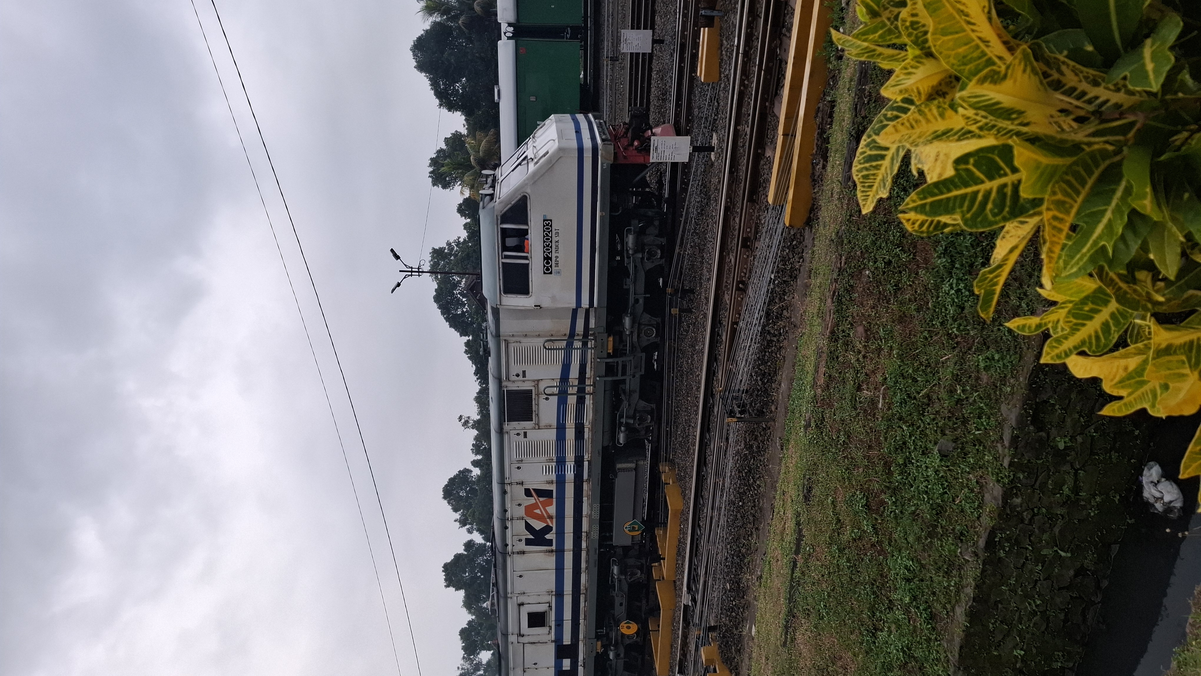 Langsiran CC 203 02 03 di Stasiun Malang Dinas KA Majapahit 245 10 Agustus 2025