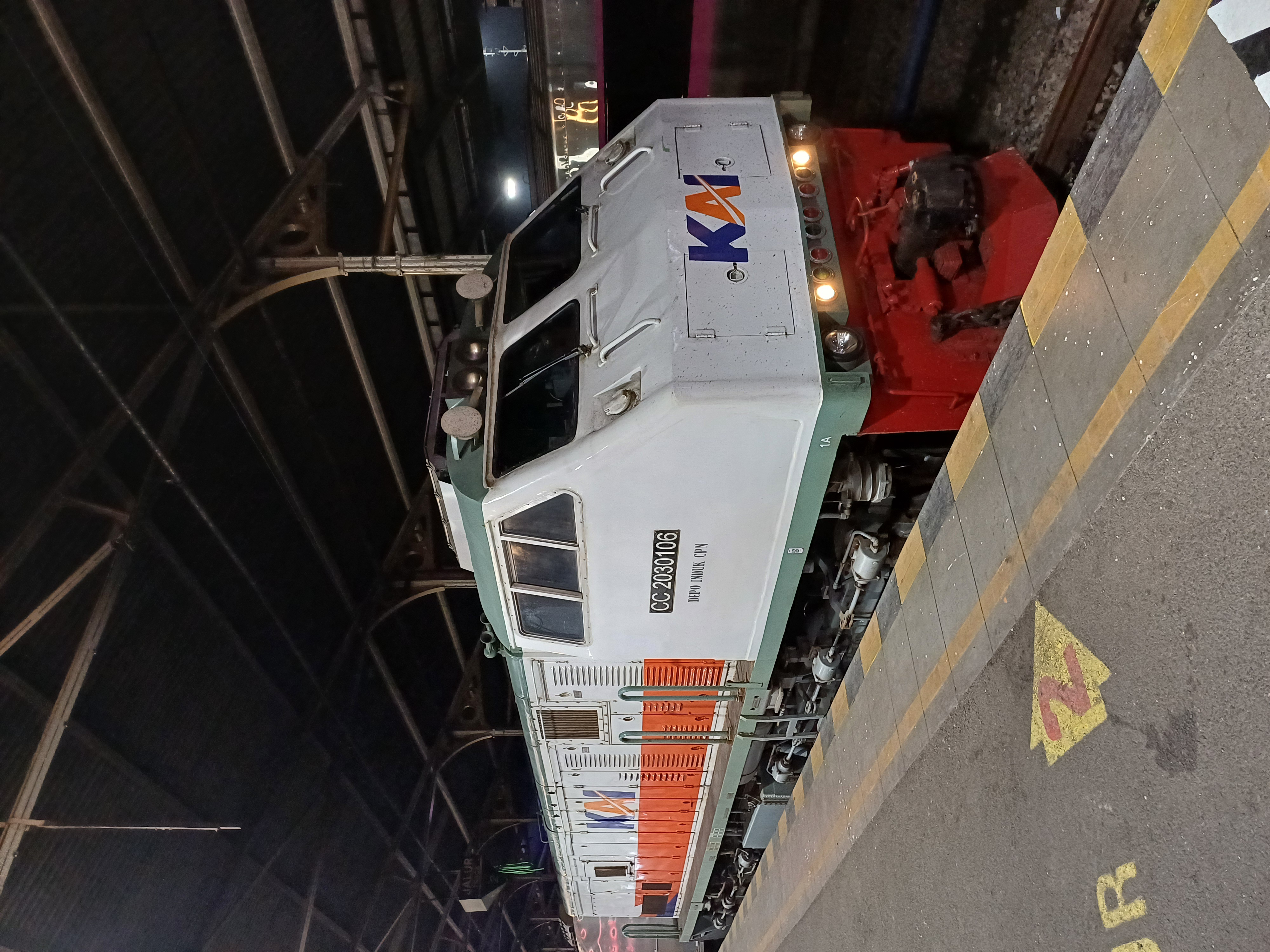 CC 203 01 06 - Depo CPN Lokomotif CC 203 01 06 livery Default di Depo Induk CPN - Jakarta