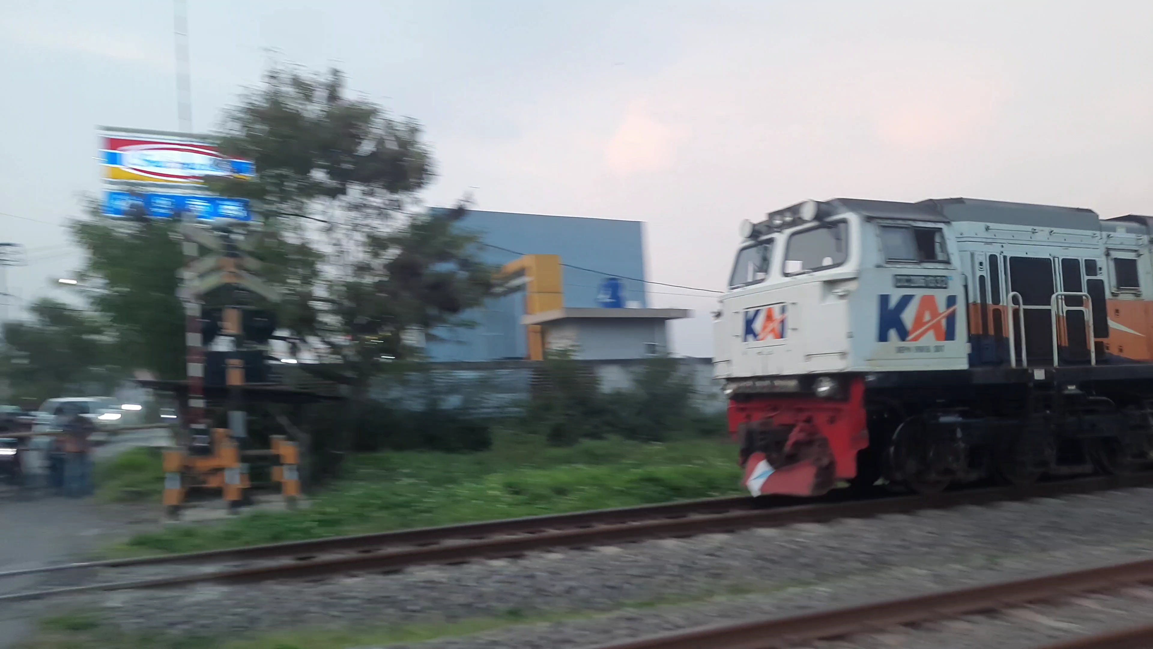 Lokomotif KA Malabar cc 206 13 32 SDT