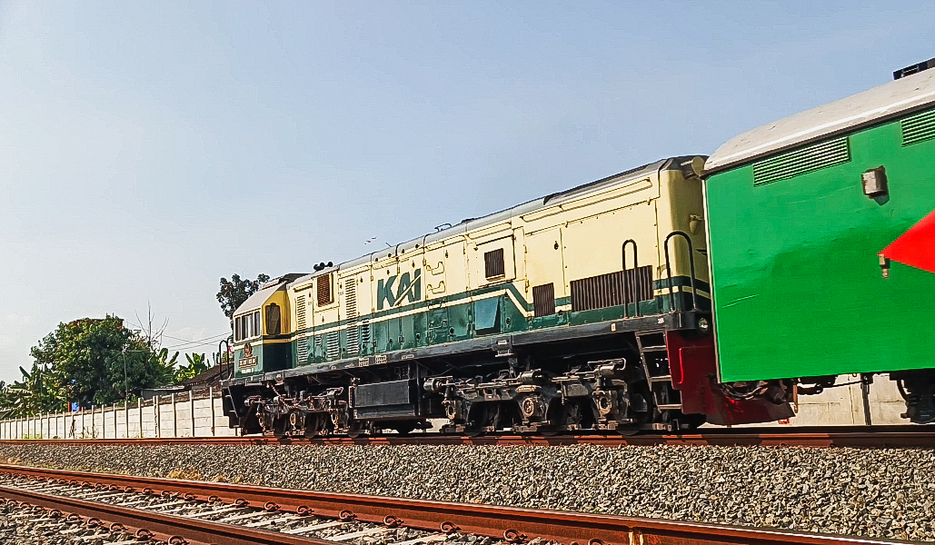 CC 201 92 01 - Depo JR Lokomotif CC 201 92 01 livery Vintage di Depo Induk JR - Jember