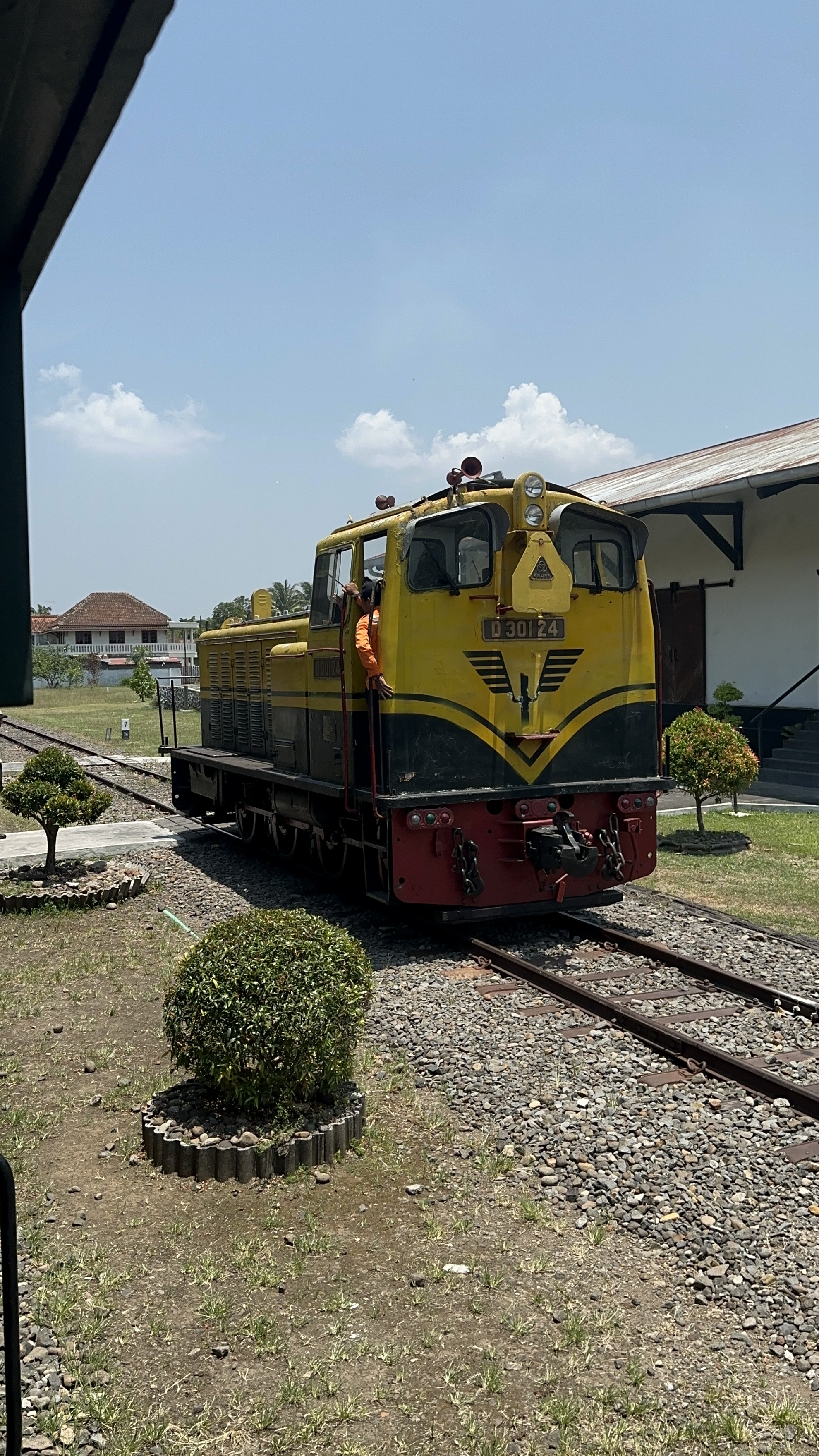 D 301 24