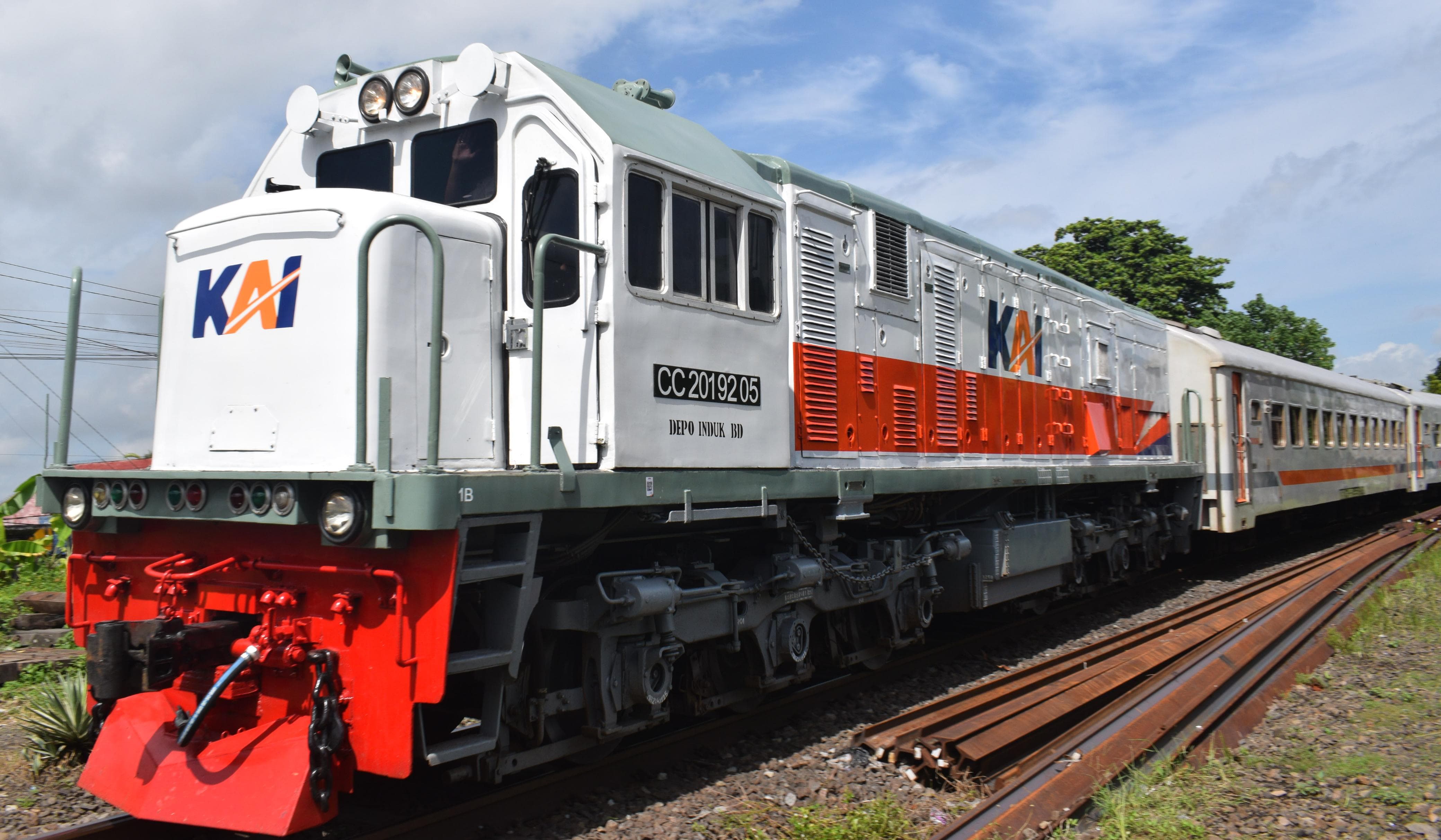 CC 201 92 05 - Depo BD Lokomotif CC 201 92 05 livery Default di Depo Induk BD - Bandung