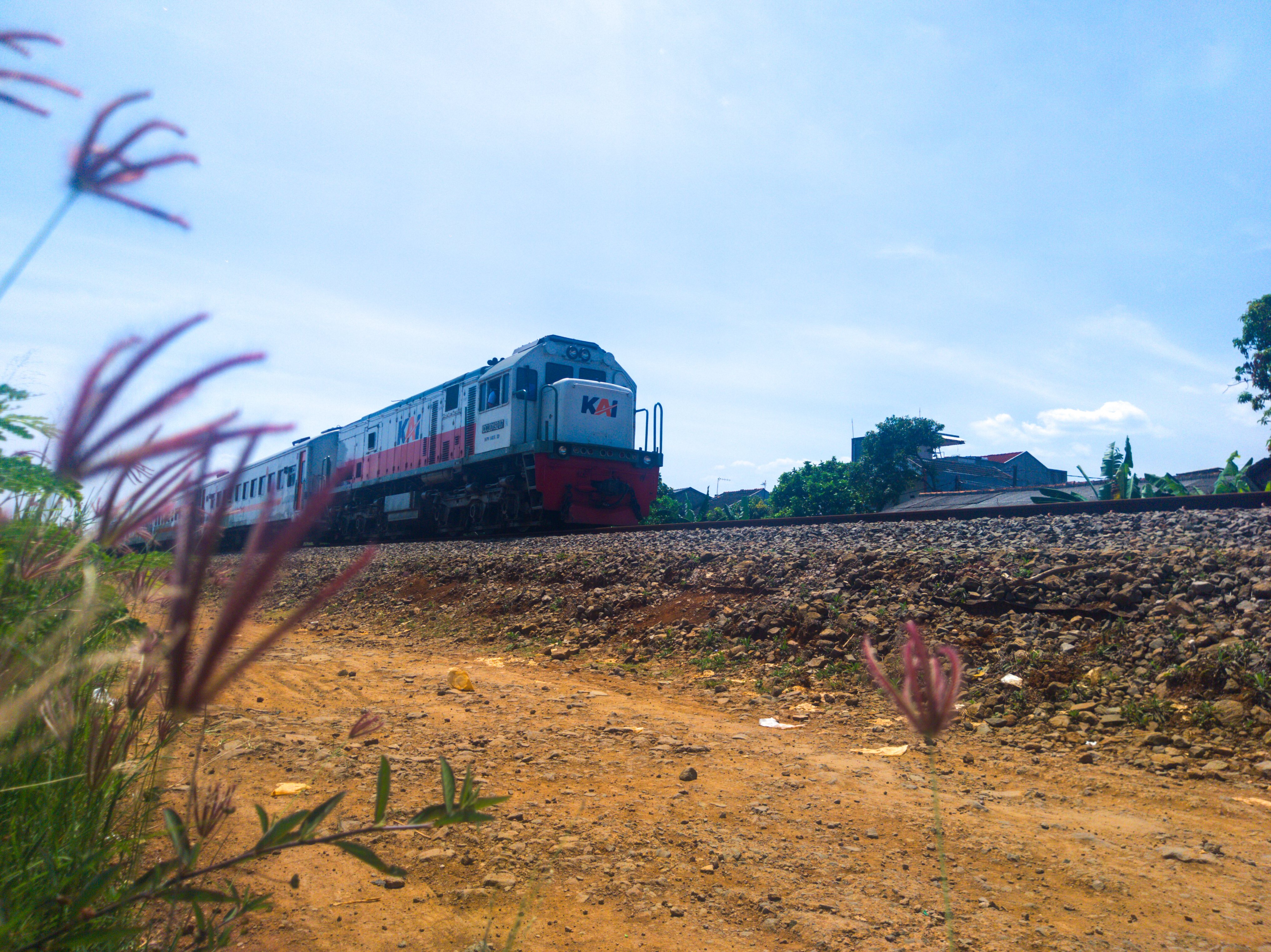 CC 201 92 07 Di Stasiun Cimekar