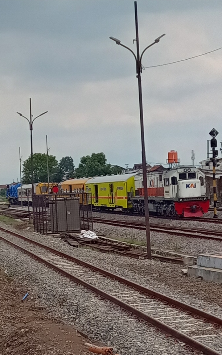 CC 201 92 09 - Depo BD Lokomotif CC 201 92 09 livery Default di Depo Induk BD - Bandung