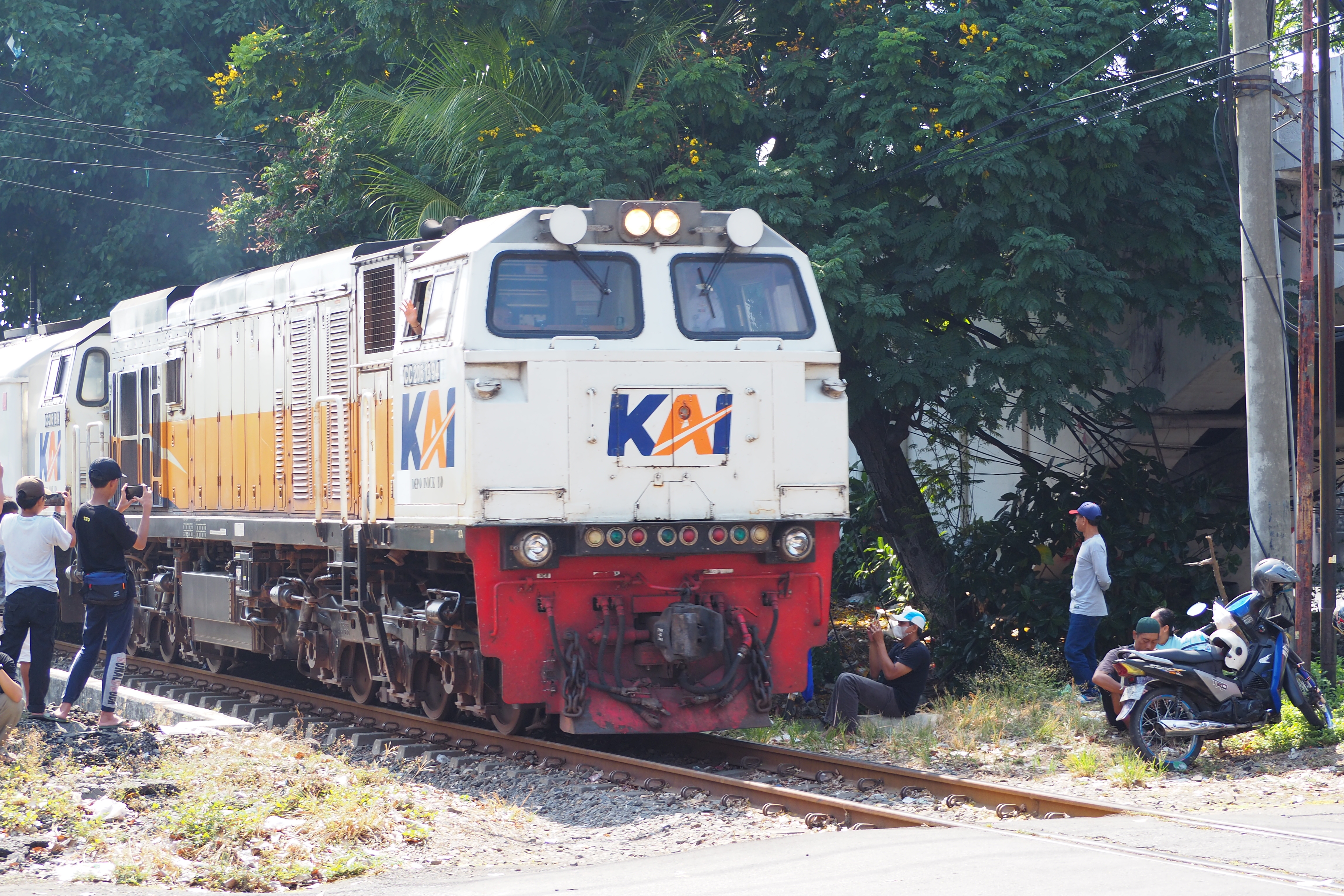 CC 206 13 94 berdinas KA Arjonegoro