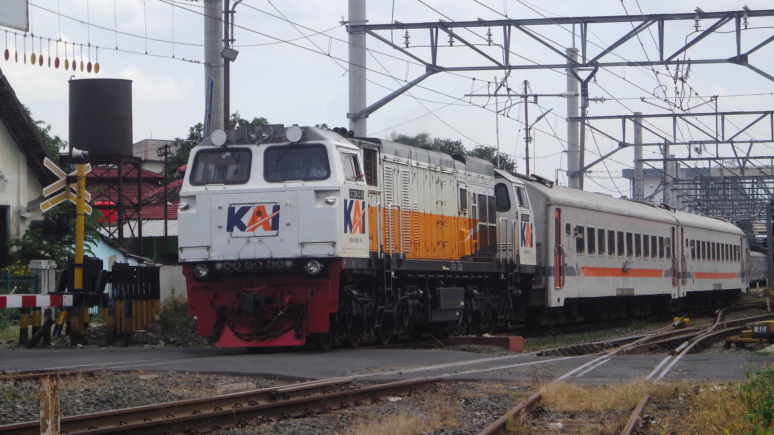 Lokomotif CC 206 13 56  di Depo Induk CN - Cirebon