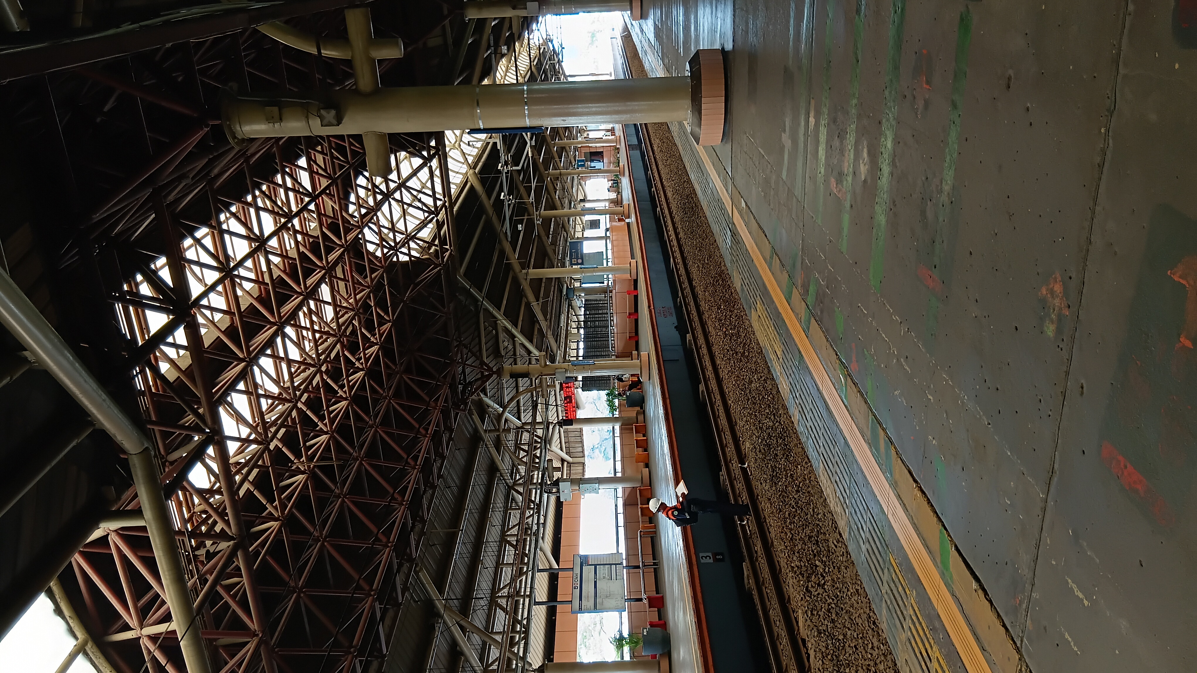 Peron 2 Stasiun Cikini